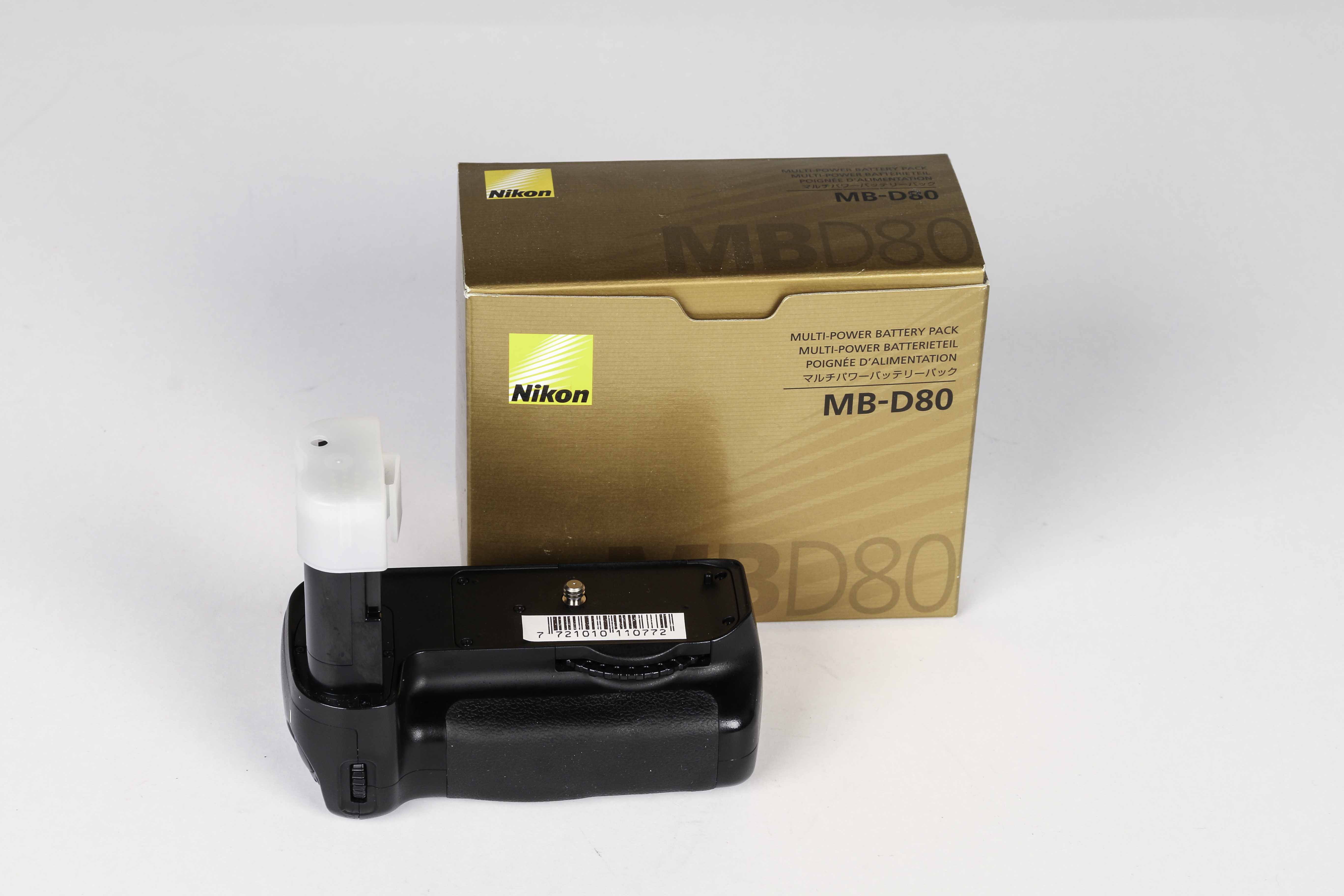 Nikon Batteriegriff MB-D80 gebraucht Bild 01